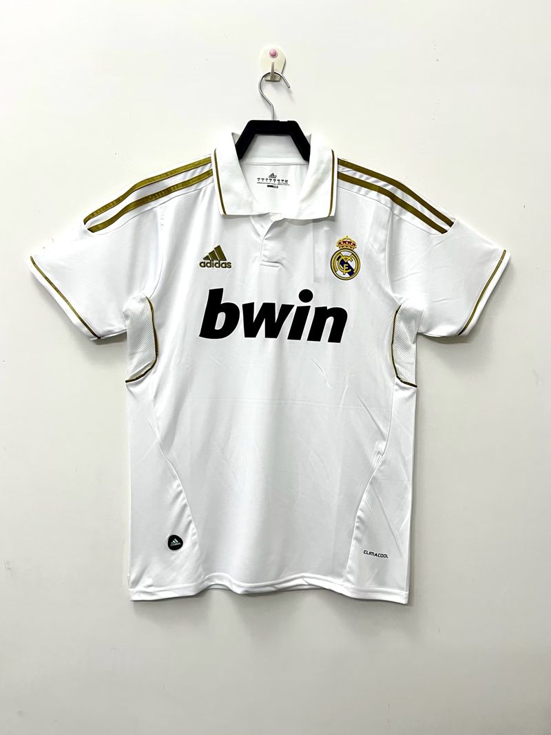 Retro Real Madrid CF 2011-2012 home game