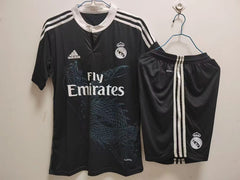 Retro Real Madrid 2014-2015 second away game trousers