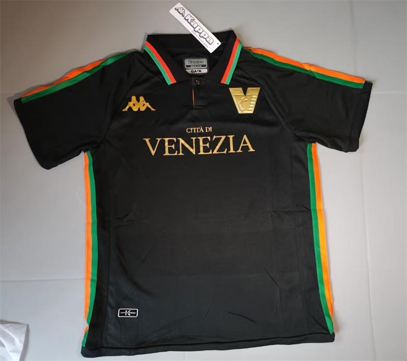 Venezia FC 2022-2023 home