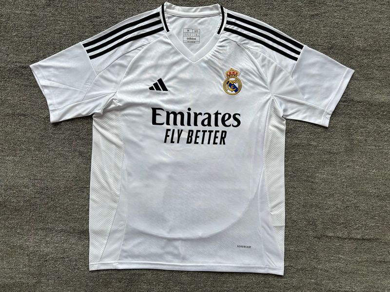 Real Madrid CF 2024-2025 home game - WCFootballSuit