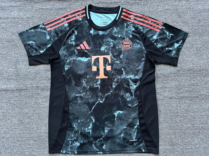 Bayern München 2024-2025 away game - WCFootballSuit