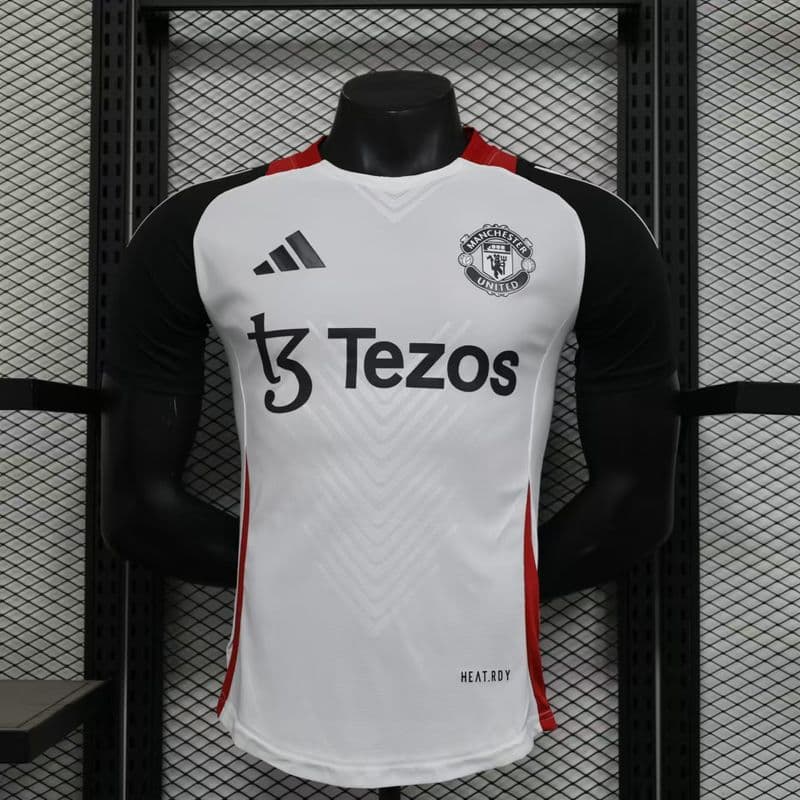 Manchester United 2025-2026 pre-training uniform