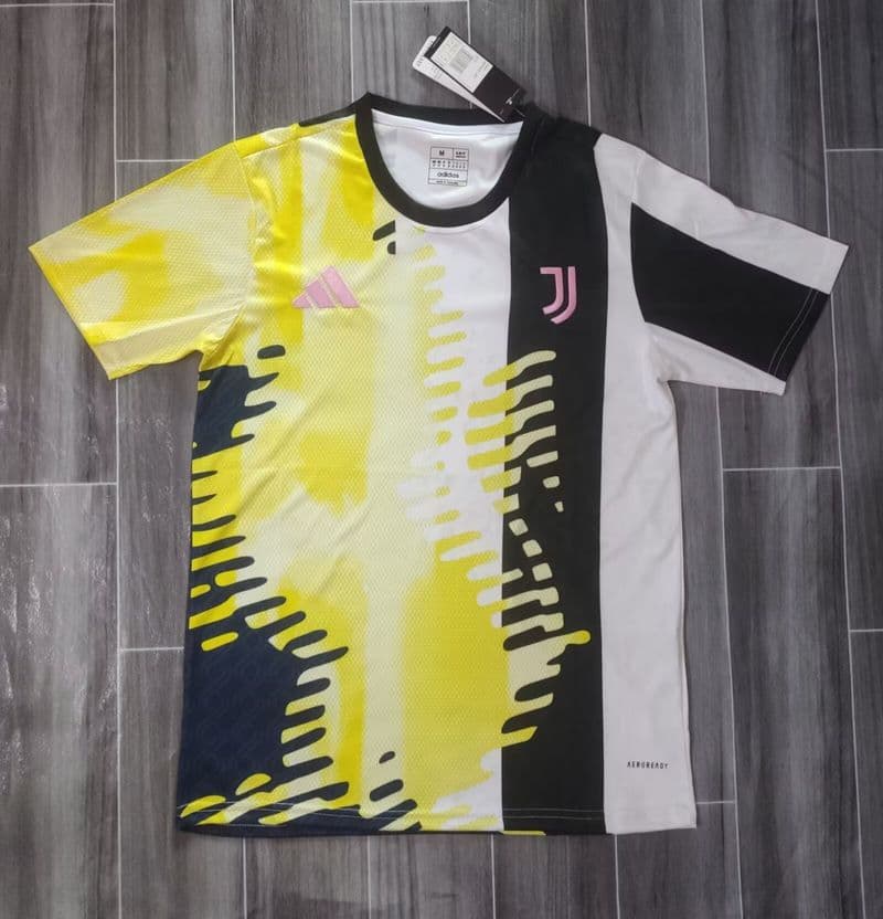 Juventus FC 2025-2026 pre-training jersey