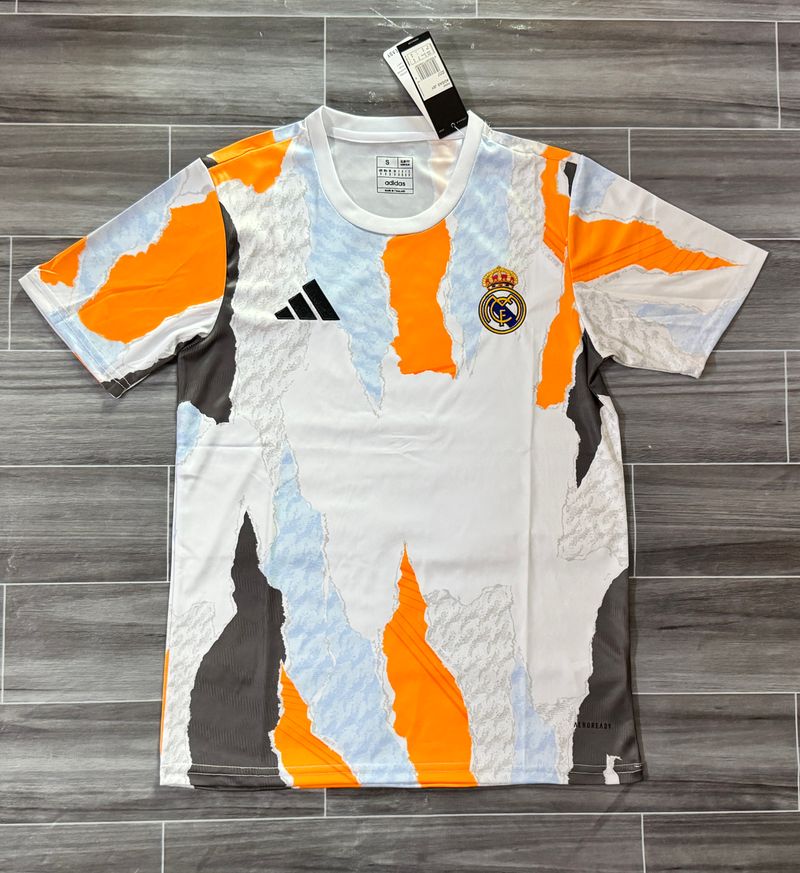 Real Madrid 2025-2026 Pre-race training uniform