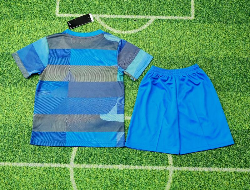 Kid Size Real Madrid 2025-2026 training jersey