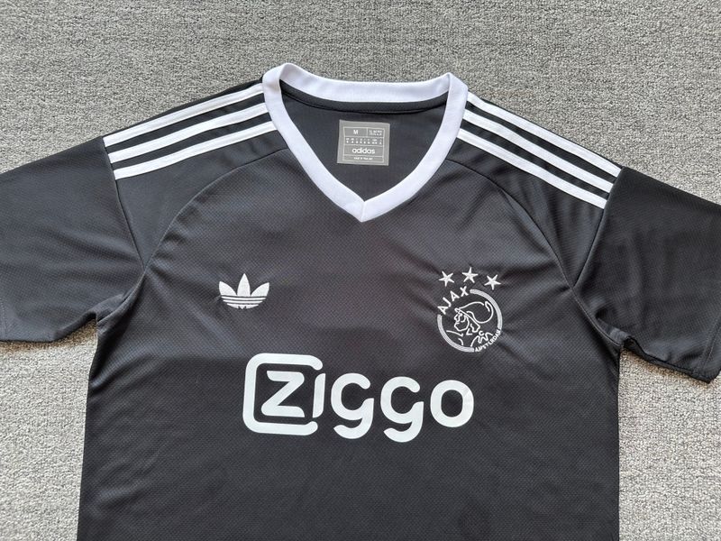 AFC Ajax GK jersey