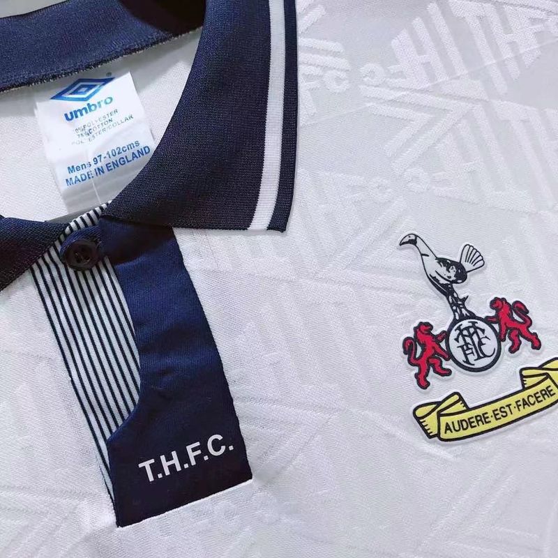 Retro Tottenham Hotspur FC 1991-1993 home game