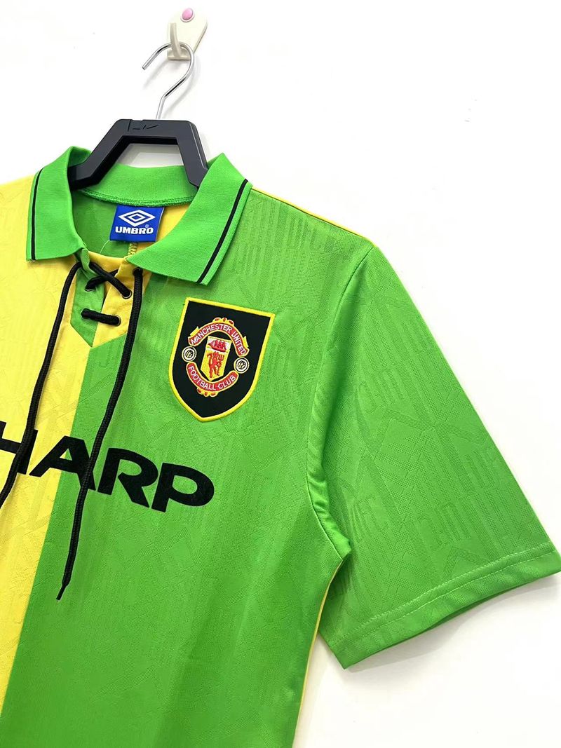 Retro Manchester United 1992-1994 away game