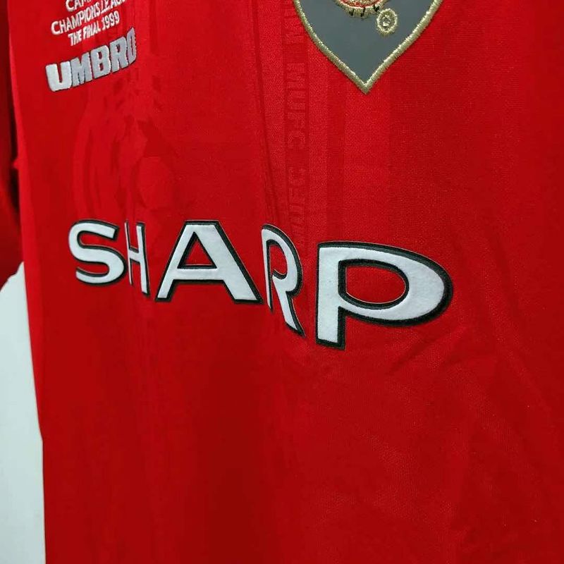 Retro Manchester United 1999-2000 home game