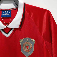 Retro Manchester United 1999-2000 home game