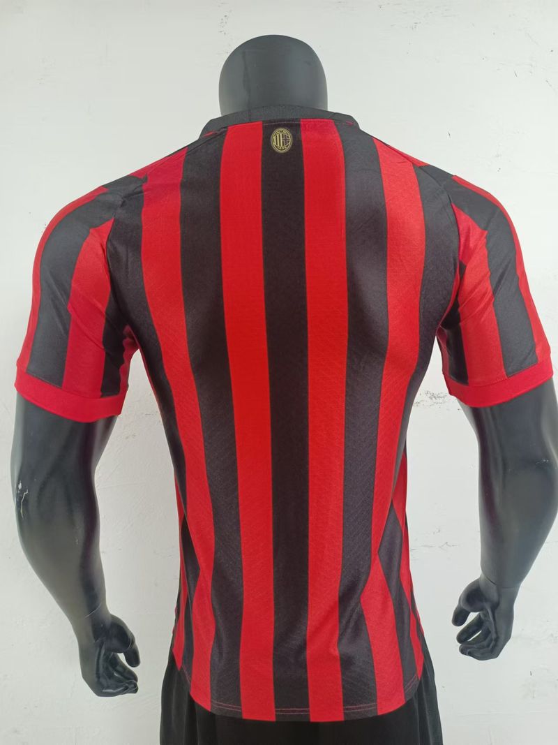 AC Milan 125th anniversary edition player