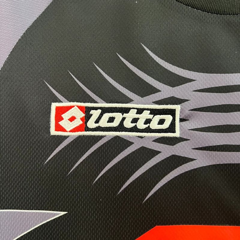 Retro Juventus 2001-2002 away