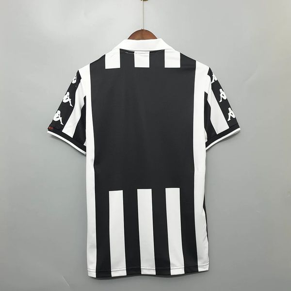 Retro Juventus FC 1999-2000 home game