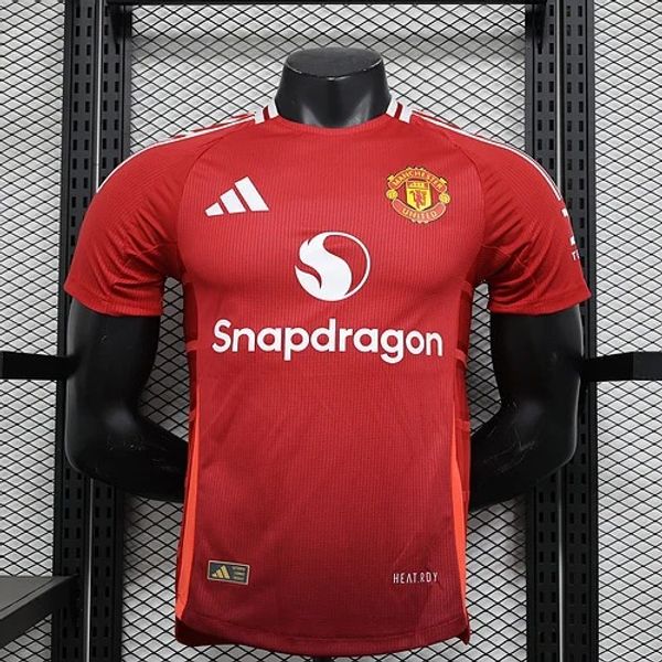 Manchester United 2024-2025 home game player