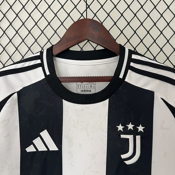 Juventus FC 2024-2025 home game