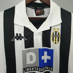 Retro Juventus FC 1999-2000 home game