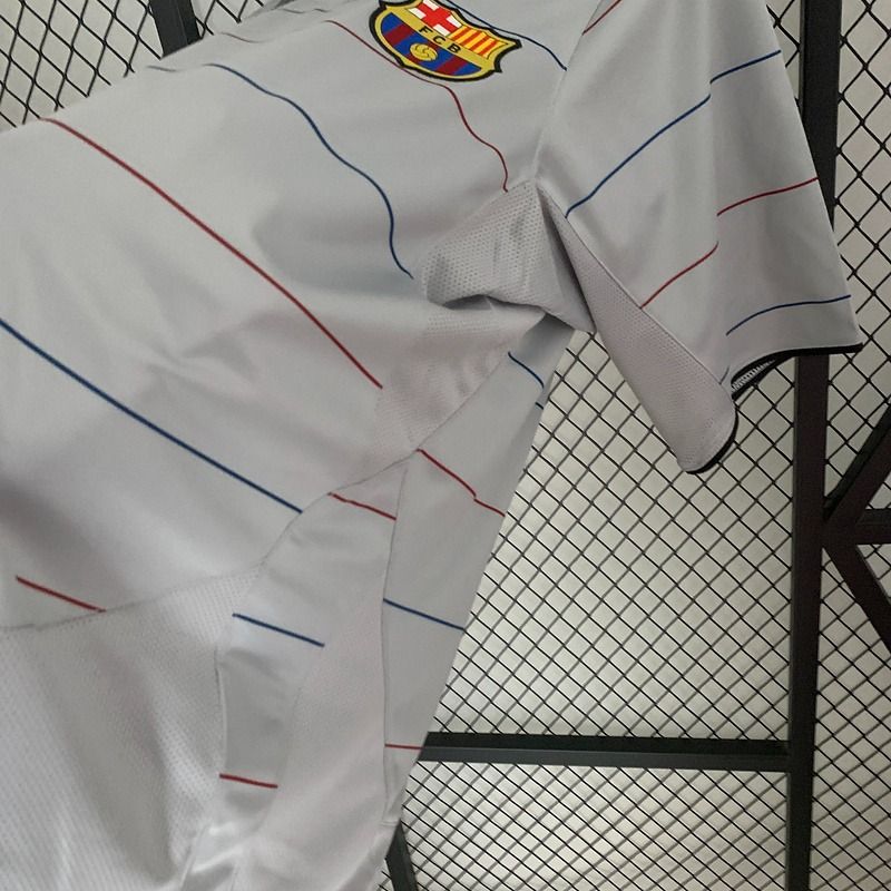 Retro FC Barcelona 2003-2004 away game