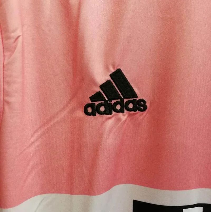 Retro Juventus 2015-2016 away
