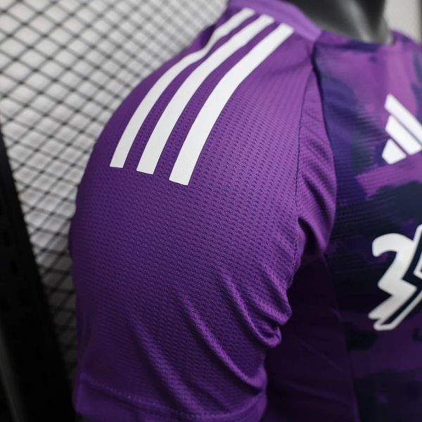 Fulham FC 2024-2025 second away player