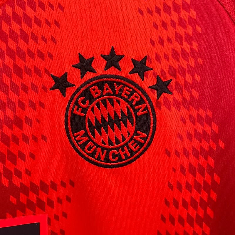 Bayern München 2024-2025 home game