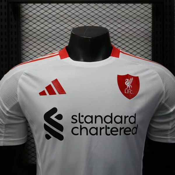 Liverpool FC 2025-2026 away game player