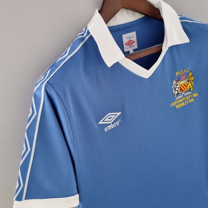 Retro Manchester City 1981-1982 home