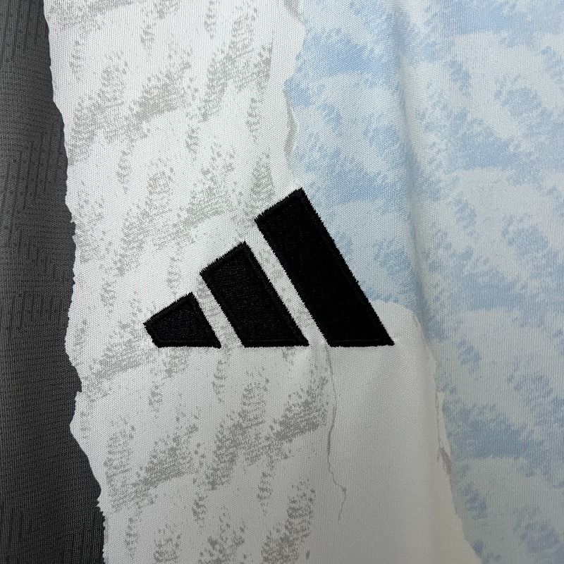 Real Madrid 2025-2026 training uniform