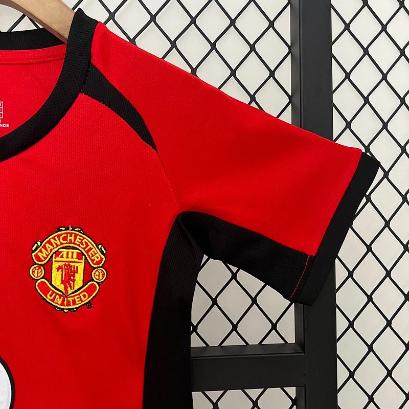 Retro Kid Size Manchester United 2002-2004 home