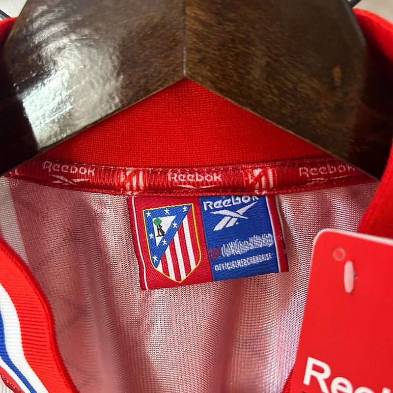 Retro Atletico Madrid 1999-2000 home game