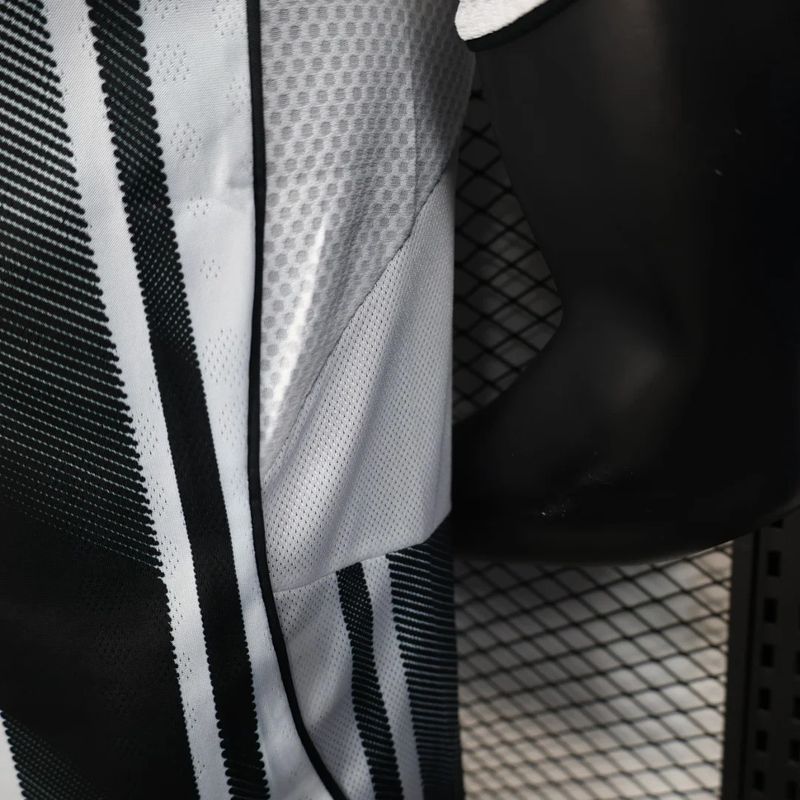 Juventus 2025-2026 home player
