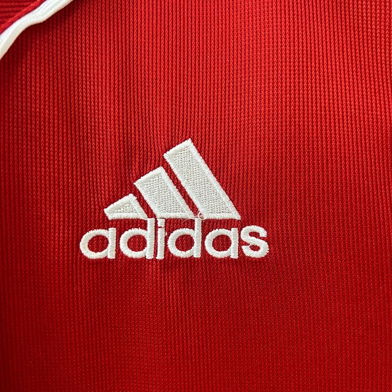 Retro Bayern München 2005-2006 home game