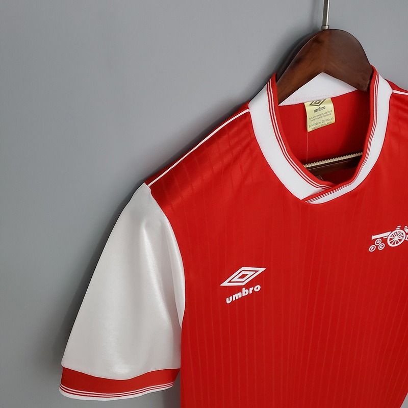 Retro Arsenal FC 1983-1986 home game