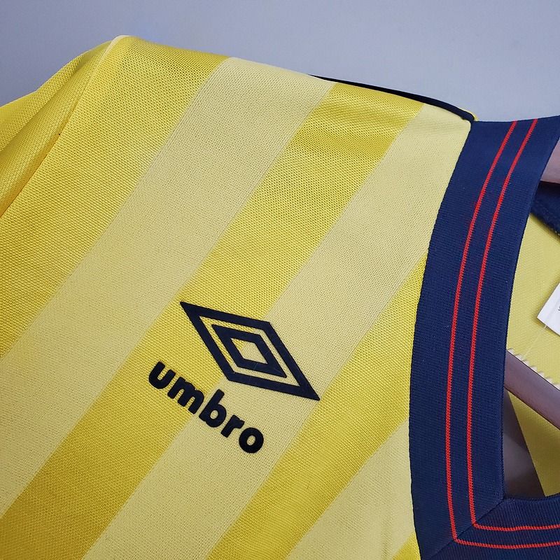 Retro Arsenal FC 1983-1986 away game