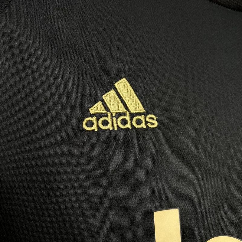 Retro Juventus 2015-2016 away