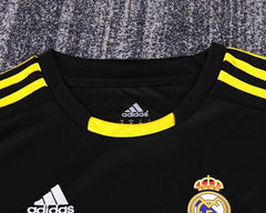 Retro Kid Size Real Madrid 2011-2012 Goalkeeper