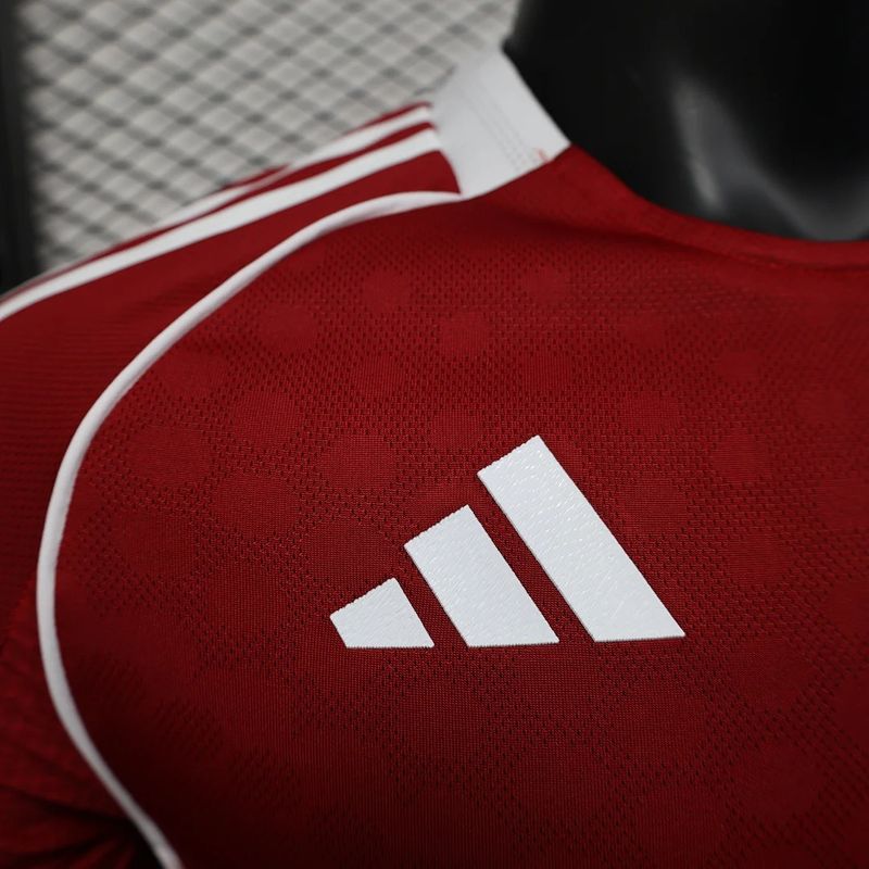 Liverpool FC 2025-2026 home game player
