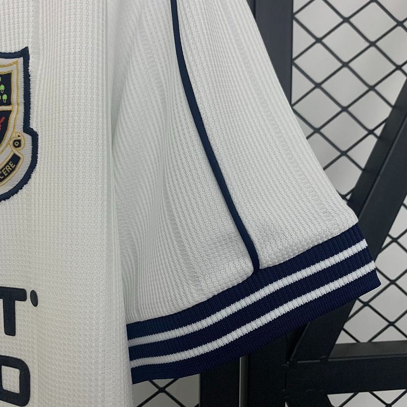 Retro Tottenham Hotspur 1997-1999 home game