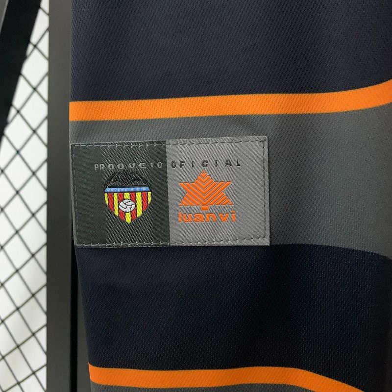 Retro Valencia CF 1999-2000 away