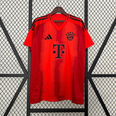 Bayern München 2024-2025 home game