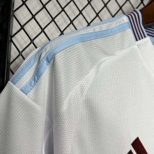 Aston Villa 2024-2025 away game
