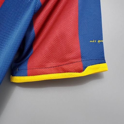 Retro FC Barcelona 2010-2011 home game