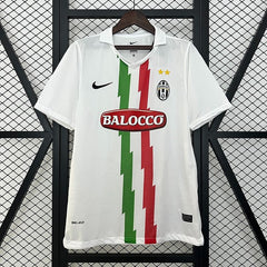 Retro Juventus FC 2010-2011 away game