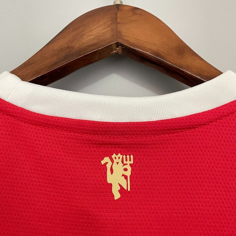 Retro Manchester United 2021-2022 home game
