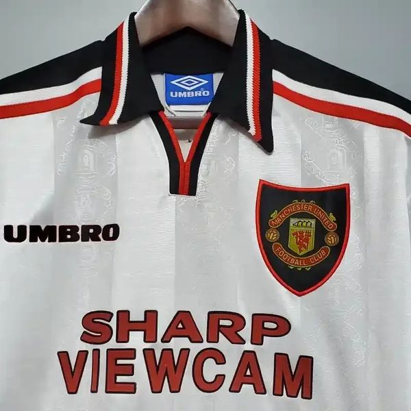 Retro Manchester United 1997-1998 away game