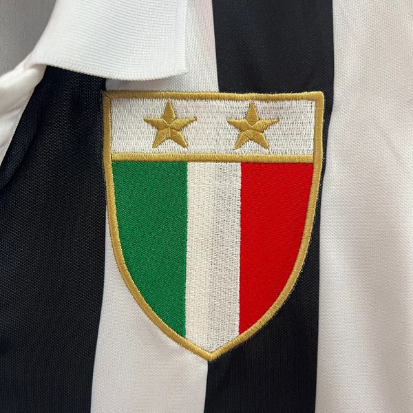 Retro Juventus 2001-2002 home