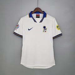 Retro Italy national 1996 away game