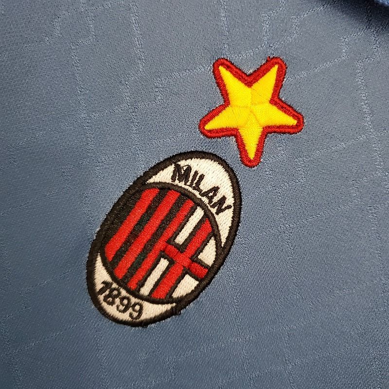 Retro AC Milan 1995-1996 third away game