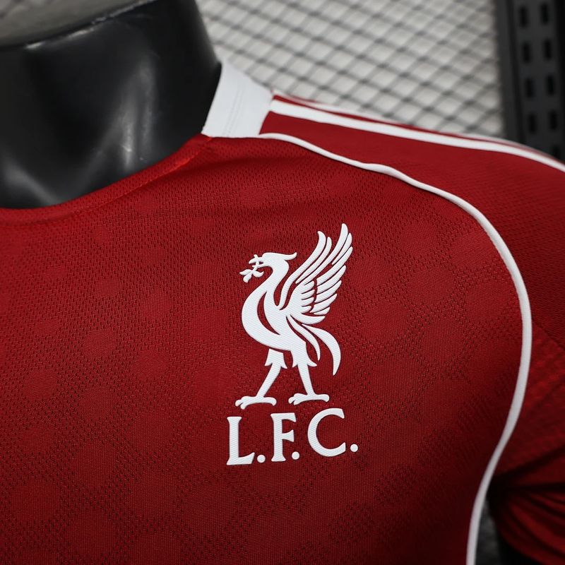 Liverpool FC 2025-2026 home game player