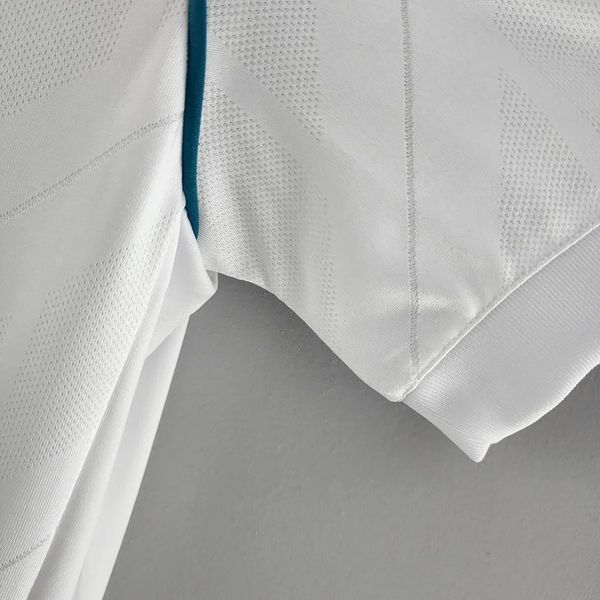 Retro Real Madrid 2017-2018 home game