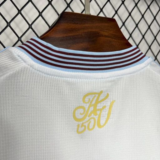 Aston Villa 2024-2025 away game